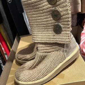 Ugg Classic Cardy Button Boots